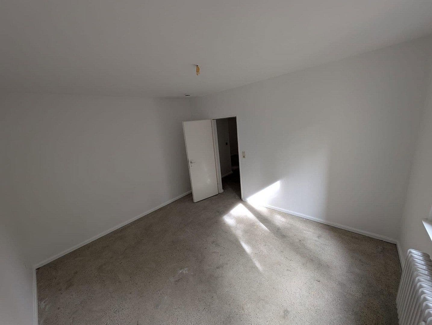 Predaj bytu 3-izbový 85 m², Berlin, Berlín Predaj bytu 3-izbový 85 m², Berlin, Berlín