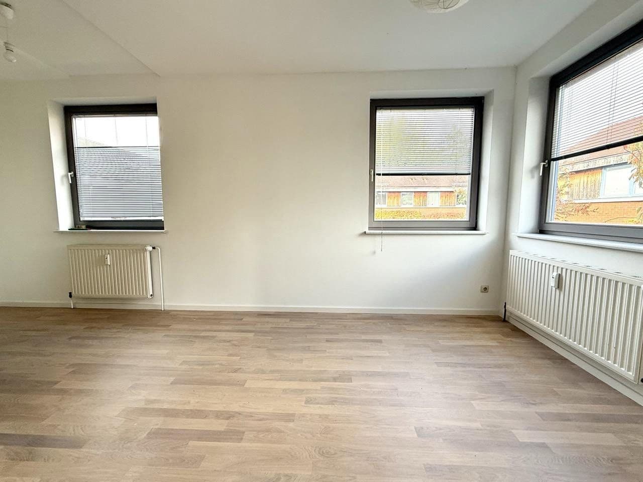 Predaj domu 94 m², pozemok 685 m², Michendorf, Brandenbursko Predaj domu 94 m², pozemok 685 m², Michendorf, Brandenbursko