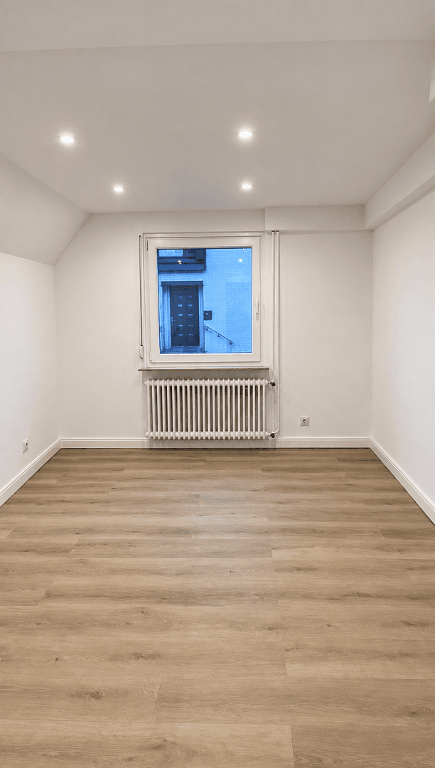 Prenájom bytu 5-izbový 130 m², Zum Fürstenmoor, Hamburg, Hamburg Prenájom bytu 5-izbový 130 m², Zum Fürstenmoor, Hamburg, Hamburg