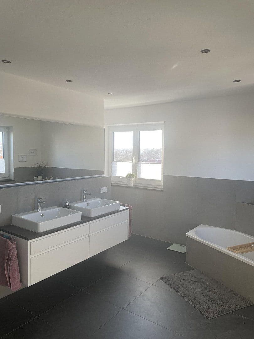 Predaj domu 210 m², pozemok 630 m², Buttenwiesen, Bavorsko Predaj domu 210 m², pozemok 630 m², Buttenwiesen, Bavorsko