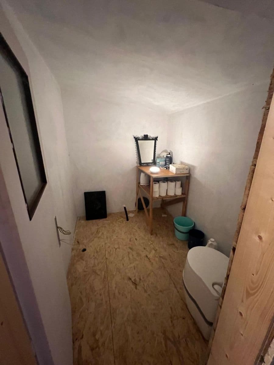 Predaj rekreačného objektu 31 m², pozemok 420 m², Chyňava, Středočeský kraj Predaj rekreačného objektu 31 m², pozemok 420 m², Chyňava, Středočeský kraj