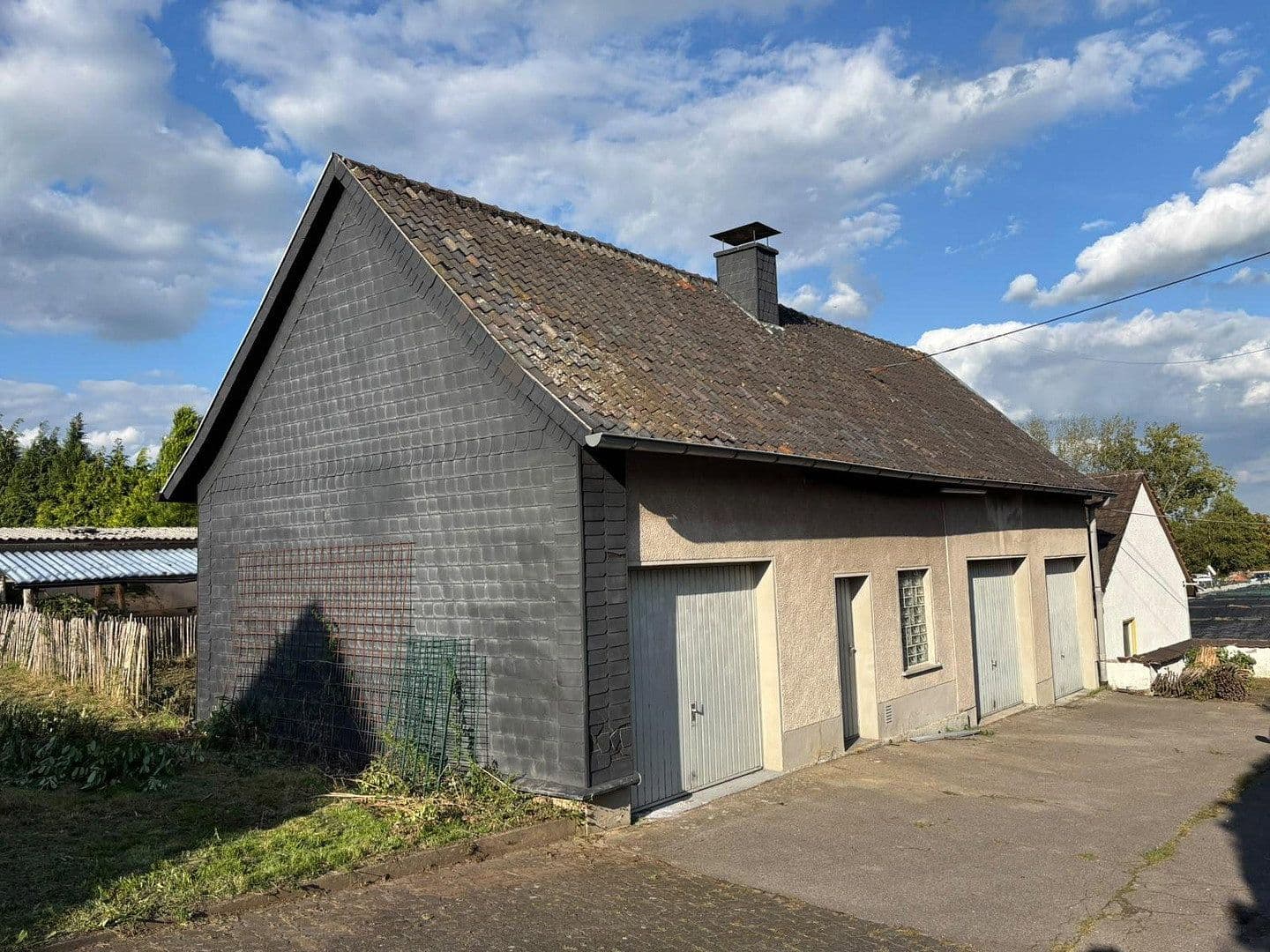Predaj domu 155 m², pozemok 1.201 m², Lohmar, Severné Porýnie - Westfálsko Predaj domu 155 m², pozemok 1.201 m², Lohmar, Severné Porýnie - Westfálsko