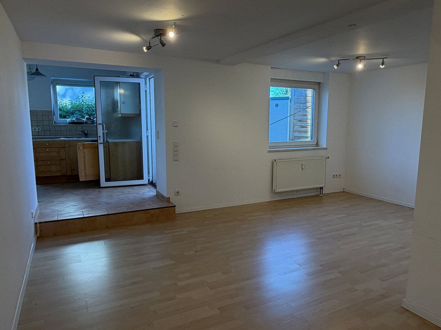 Prenájom bytu 1-izbový 47 m², Eichendorffstraße 2, Esslingen am Neckar, Bádensko-Wurttembersko Prenájom bytu 1-izbový 47 m², Eichendorffstraße 2, Esslingen am Neckar, Bádensko-Wurttembersko