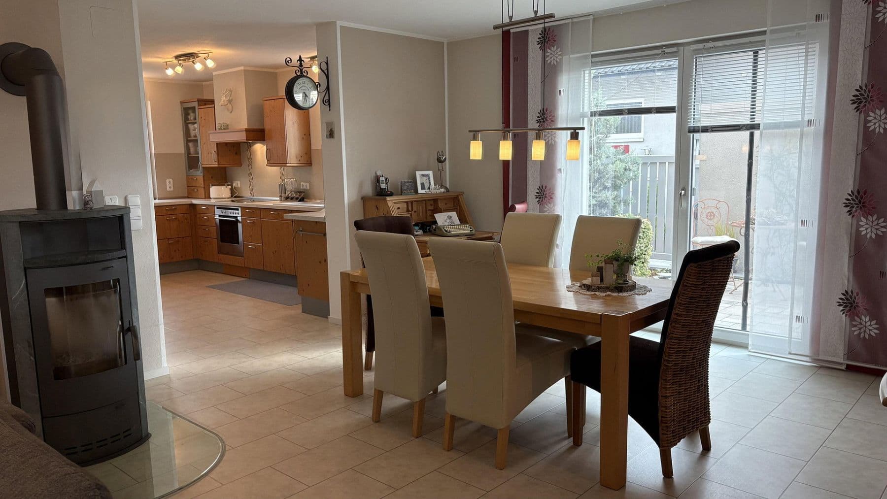 Predaj domu 200 m², pozemok 628 m², Wemding, Bavorsko Predaj domu 200 m², pozemok 628 m², Wemding, Bavorsko