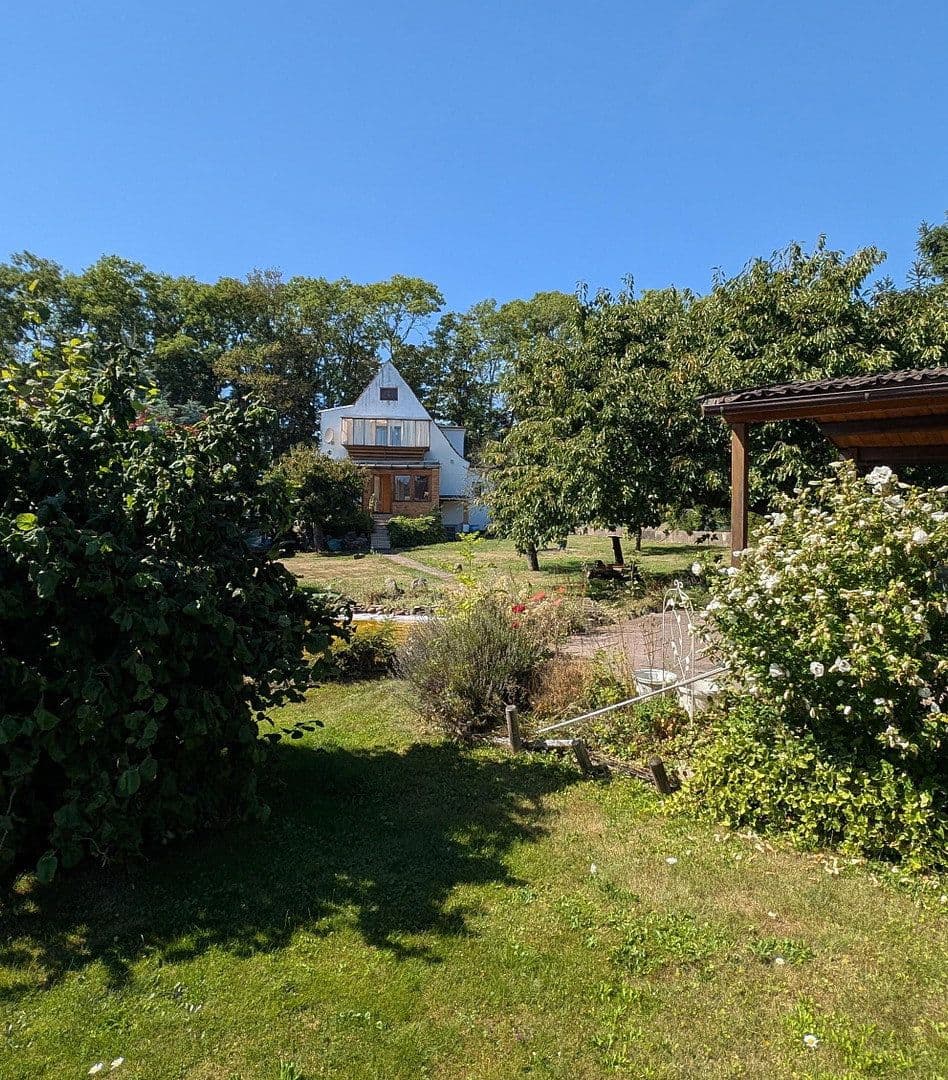 Predaj domu 202 m², pozemok 1.535 m², Bad Münder am Deister, Dolné Sasko Predaj domu 202 m², pozemok 1.535 m², Bad Münder am Deister, Dolné Sasko