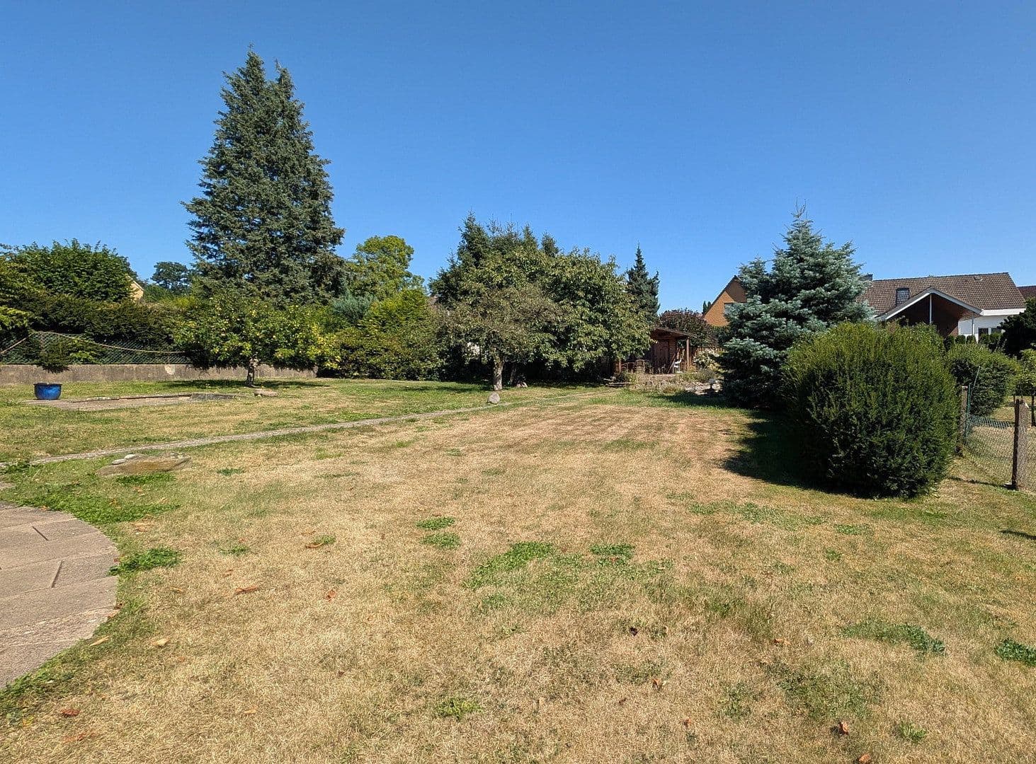 Predaj domu 202 m², pozemok 1.535 m², Bad Münder am Deister, Dolné Sasko Predaj domu 202 m², pozemok 1.535 m², Bad Münder am Deister, Dolné Sasko