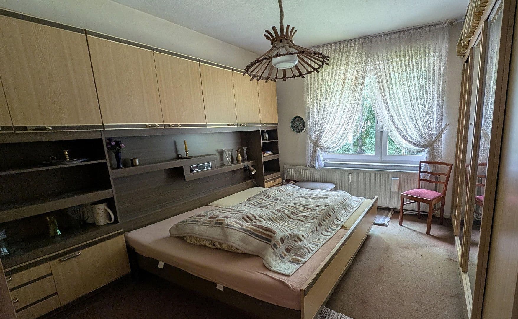 Predaj domu 202 m², pozemok 1.535 m², Bad Münder am Deister, Dolné Sasko Predaj domu 202 m², pozemok 1.535 m², Bad Münder am Deister, Dolné Sasko