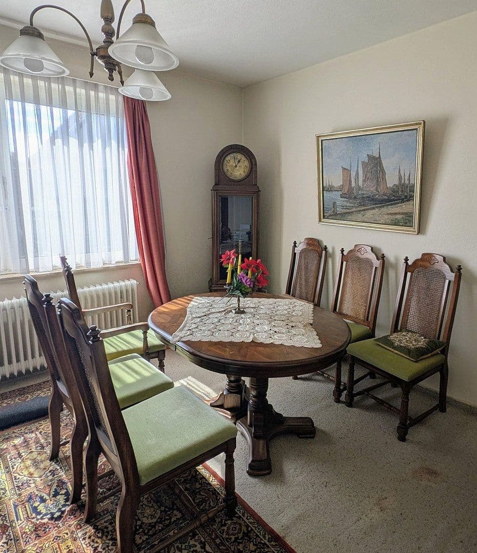 Predaj domu 202 m², pozemok 1.535 m², Bad Münder am Deister, Dolné Sasko Predaj domu 202 m², pozemok 1.535 m², Bad Münder am Deister, Dolné Sasko