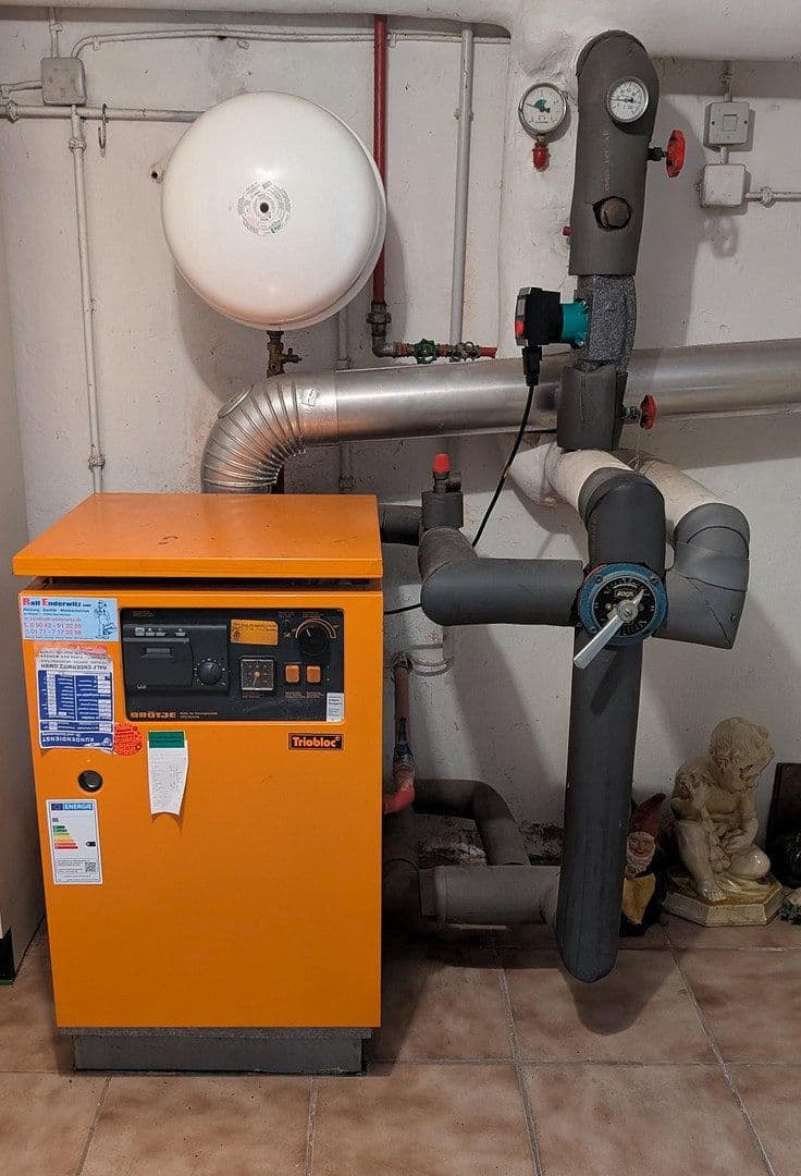 Predaj domu 202 m², pozemok 1.535 m², Bad Münder am Deister, Dolné Sasko Predaj domu 202 m², pozemok 1.535 m², Bad Münder am Deister, Dolné Sasko