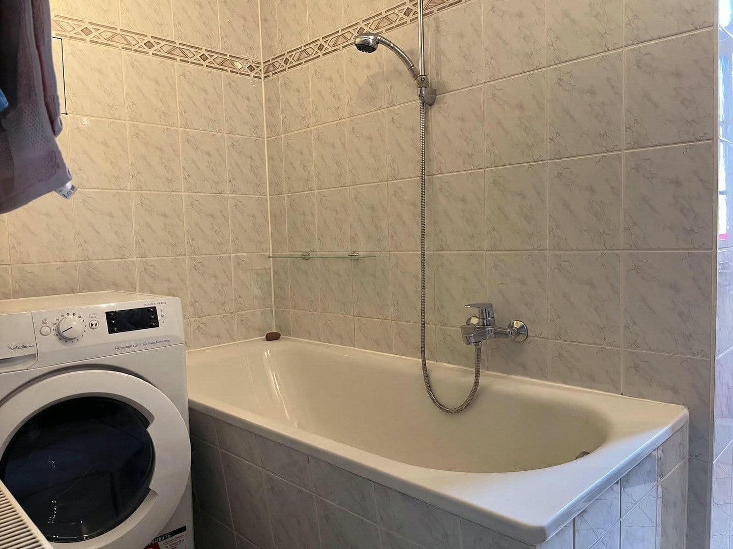 Predaj bytu 2-izbový 47 m², Triftweg 49, Leipzig, Sasko Predaj bytu 2-izbový 47 m², Triftweg 49, Leipzig, Sasko