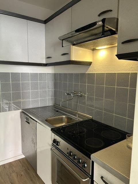 Predaj bytu 2-izbový 61 m², Bonn, Severné Porýnie - Westfálsko Predaj bytu 2-izbový 61 m², Bonn, Severné Porýnie - Westfálsko