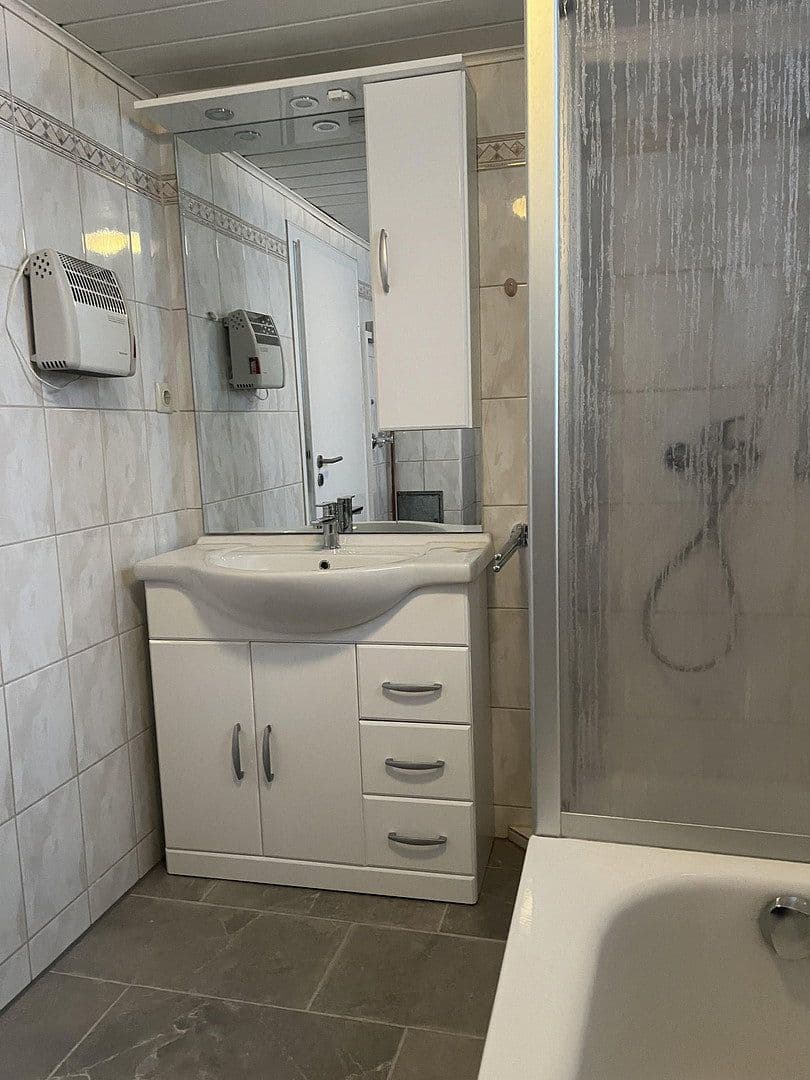 Predaj domu 200 m², pozemok 450 m², Ammerndorf, Bavorsko Predaj domu 200 m², pozemok 450 m², Ammerndorf, Bavorsko