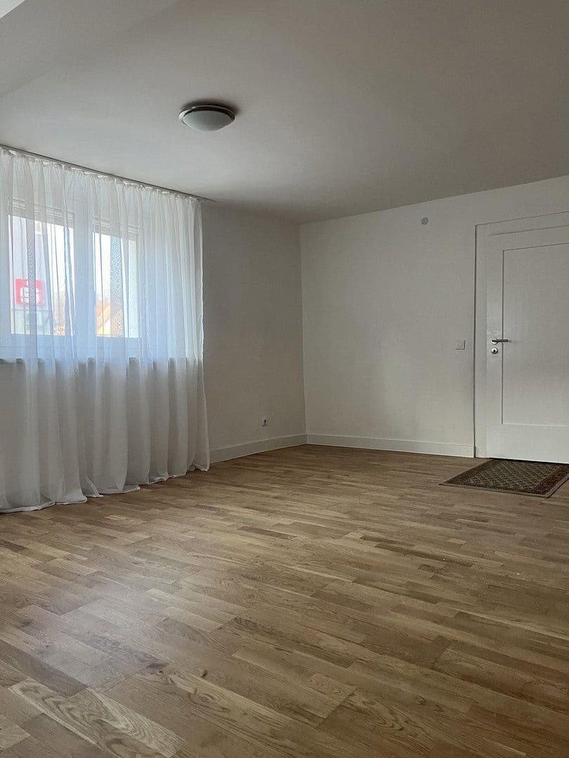 Predaj domu 200 m², pozemok 450 m², Ammerndorf, Bavorsko Predaj domu 200 m², pozemok 450 m², Ammerndorf, Bavorsko