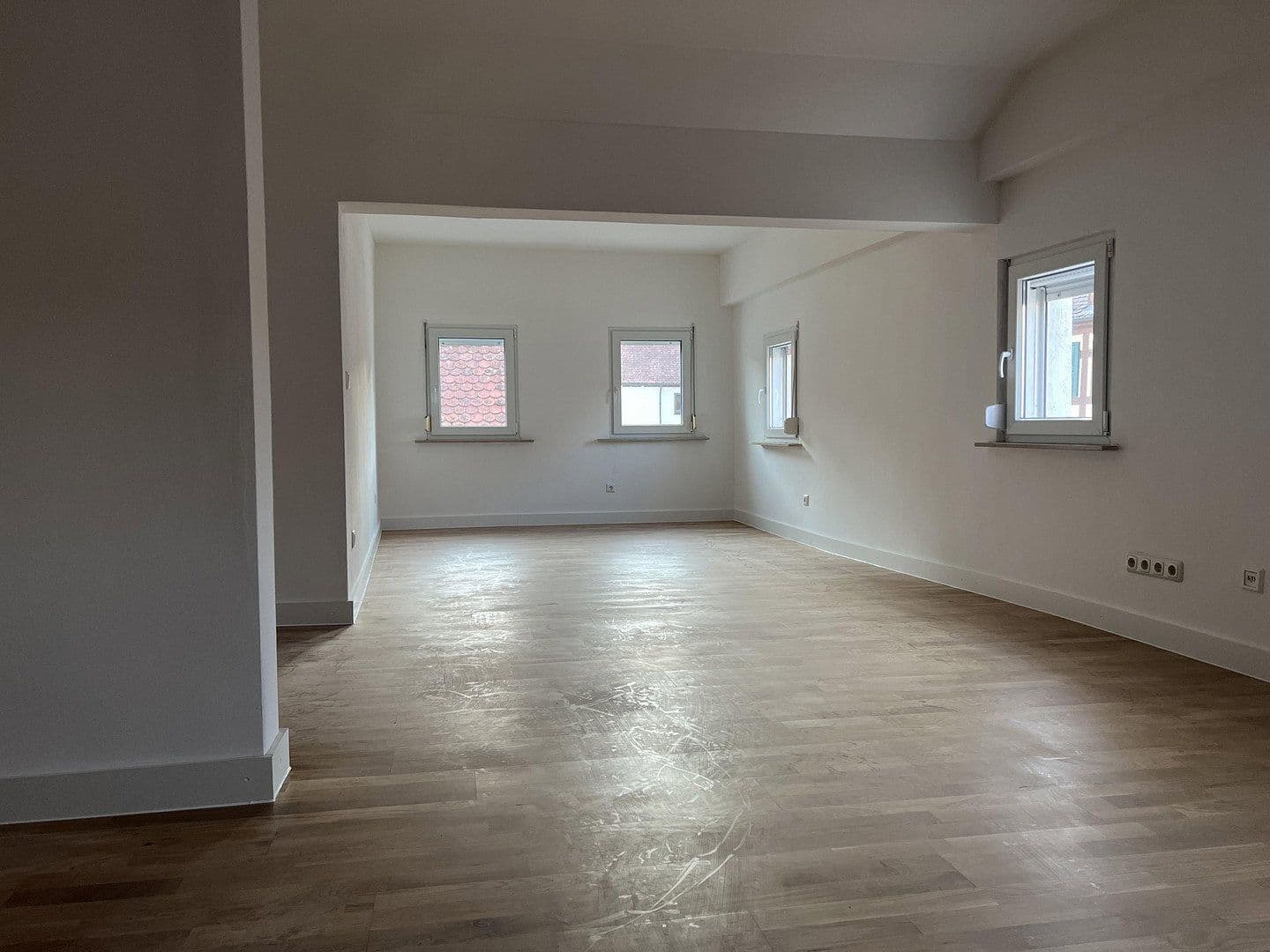 Predaj domu 200 m², pozemok 450 m², Ammerndorf, Bavorsko Predaj domu 200 m², pozemok 450 m², Ammerndorf, Bavorsko