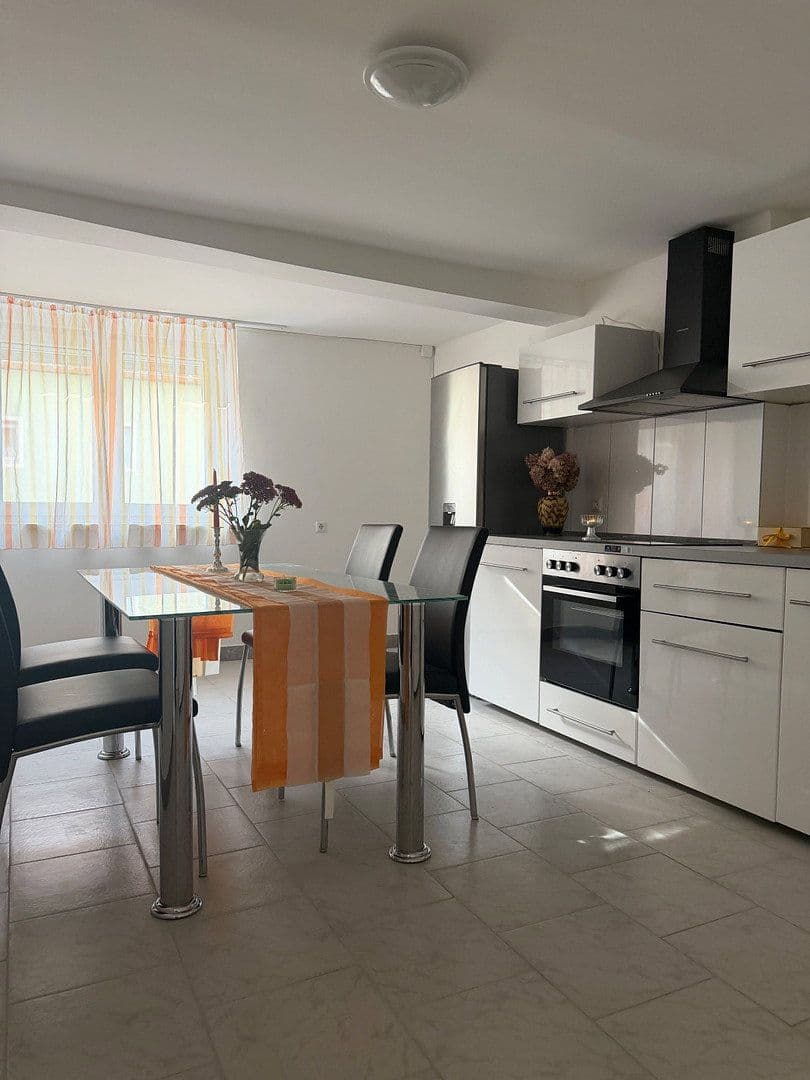 Predaj domu 200 m², pozemok 450 m², Ammerndorf, Bavorsko Predaj domu 200 m², pozemok 450 m², Ammerndorf, Bavorsko