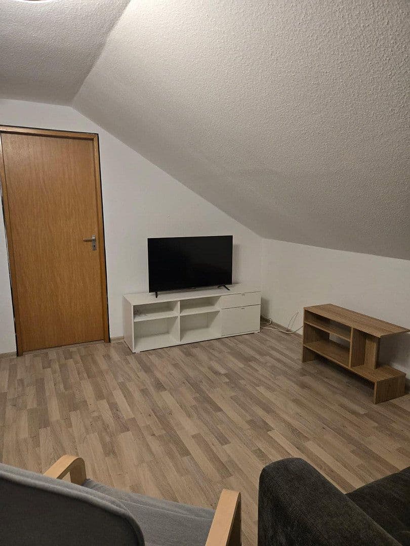 Prenájom bytu 2-izbový 40 m², Waiblingen, Bádensko-Wurttembersko Prenájom bytu 2-izbový 40 m², Waiblingen, Bádensko-Wurttembersko