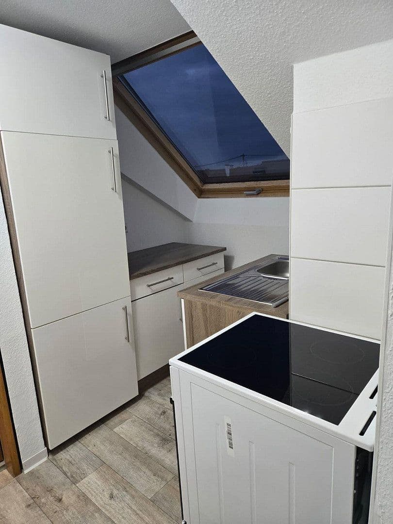Prenájom bytu 2-izbový 40 m², Waiblingen, Bádensko-Wurttembersko Prenájom bytu 2-izbový 40 m², Waiblingen, Bádensko-Wurttembersko