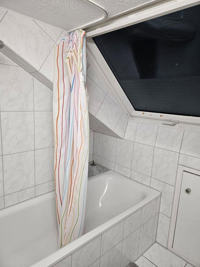 Prenájom bytu 2-izbový 40 m², Waiblingen, Bádensko-Wurttembersko Prenájom bytu 2-izbový 40 m², Waiblingen, Bádensko-Wurttembersko