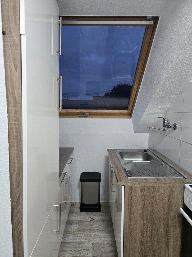 Prenájom bytu 2-izbový 40 m², Waiblingen, Bádensko-Wurttembersko Prenájom bytu 2-izbový 40 m², Waiblingen, Bádensko-Wurttembersko