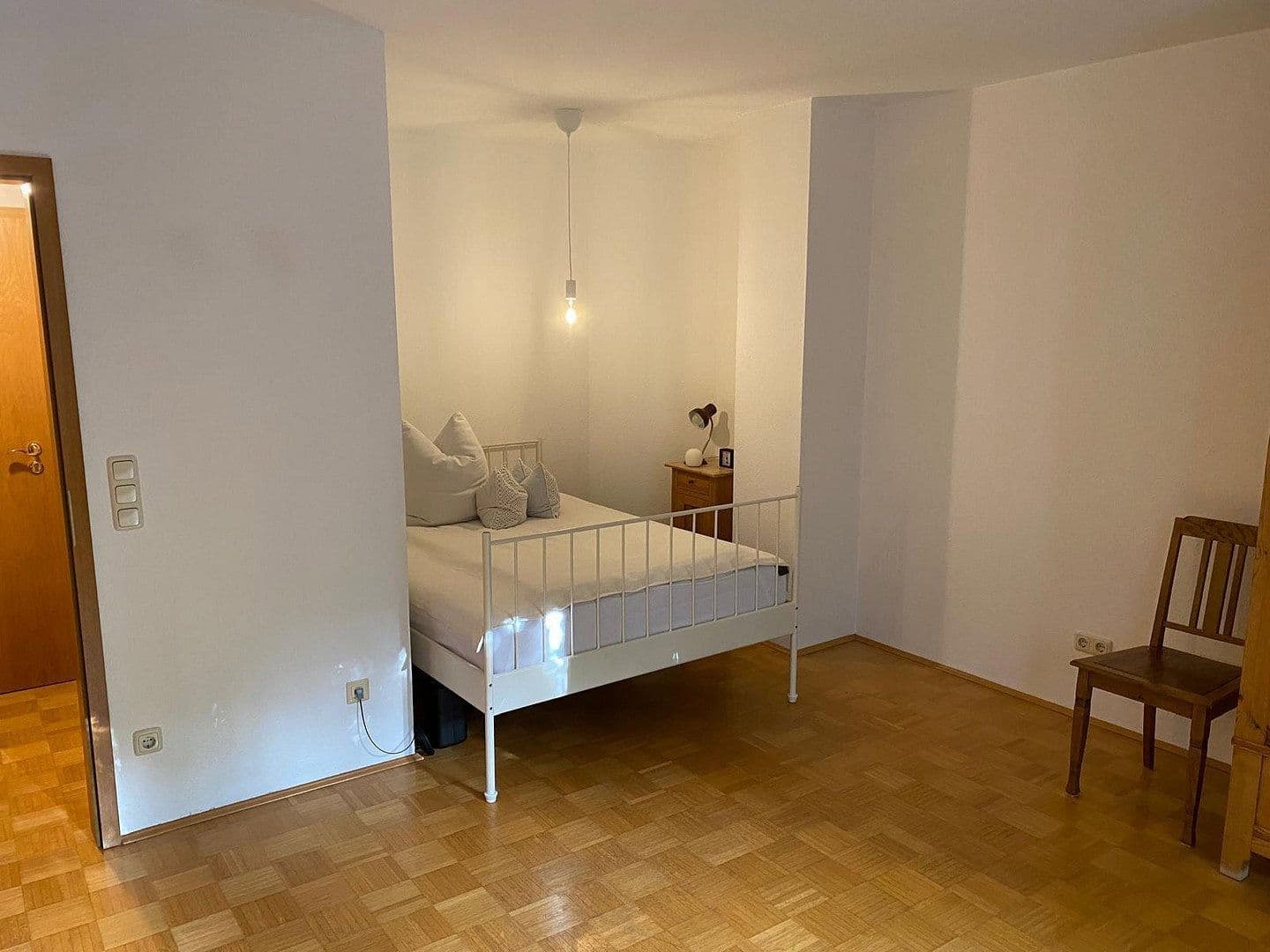 Prenájom bytu 1-izbový 41 m², St. Norbert Str. 6, Zell am Main, Bavorsko Prenájom bytu 1-izbový 41 m², St. Norbert Str. 6, Zell am Main, Bavorsko