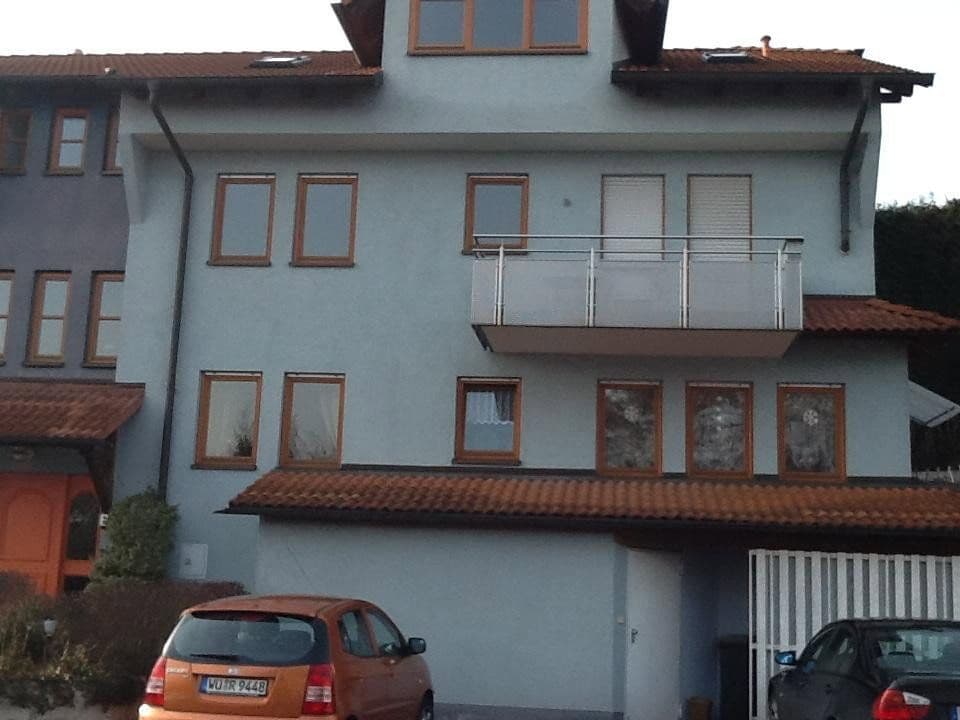 Prenájom bytu 1-izbový 41 m², St. Norbert Str. 6, Zell am Main, Bavorsko Prenájom bytu 1-izbový 41 m², St. Norbert Str. 6, Zell am Main, Bavorsko