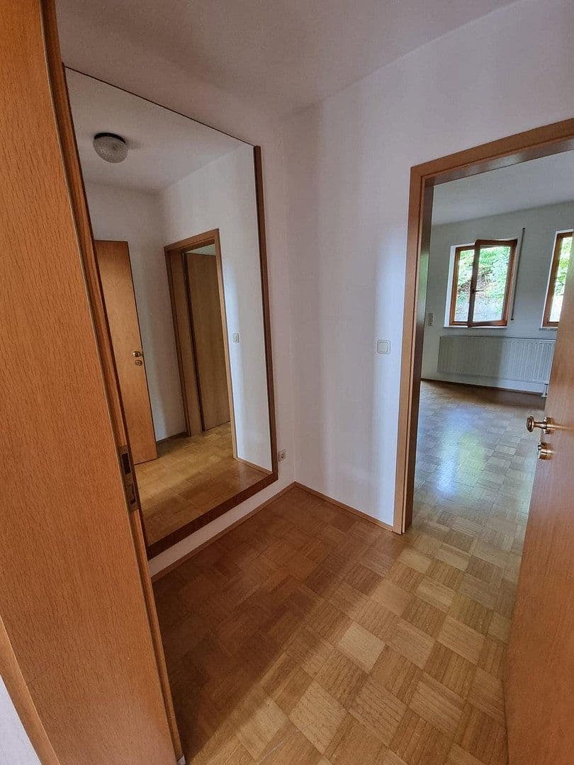 Prenájom bytu 1-izbový 41 m², St. Norbert Str. 6, Zell am Main, Bavorsko Prenájom bytu 1-izbový 41 m², St. Norbert Str. 6, Zell am Main, Bavorsko