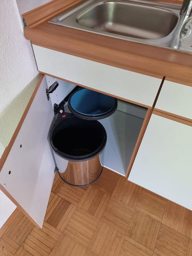 Prenájom bytu 1-izbový 41 m², St. Norbert Str. 6, Zell am Main, Bavorsko Prenájom bytu 1-izbový 41 m², St. Norbert Str. 6, Zell am Main, Bavorsko