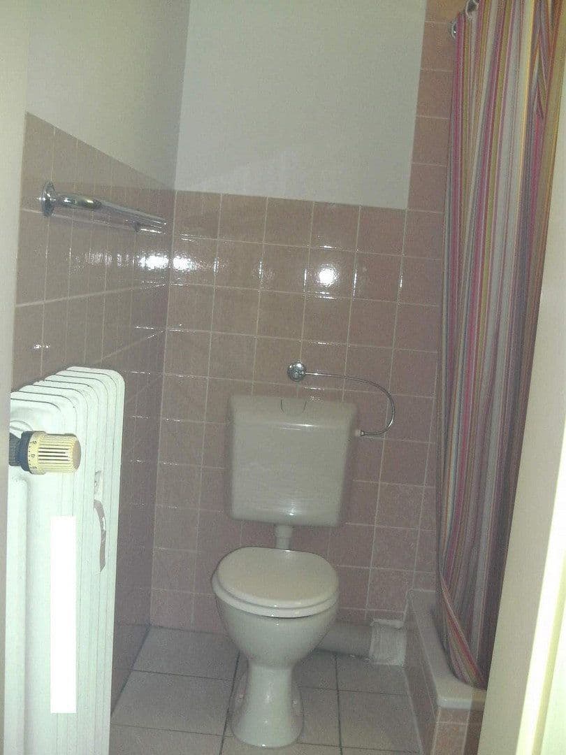 Prenájom bytu 1-izbový 24 m², Bleyerheider Straße 26, Herzogenrath, Severné Porýnie - Westfálsko Prenájom bytu 1-izbový 24 m², Bleyerheider Straße 26, Herzogenrath, Severné Porýnie - Westfálsko