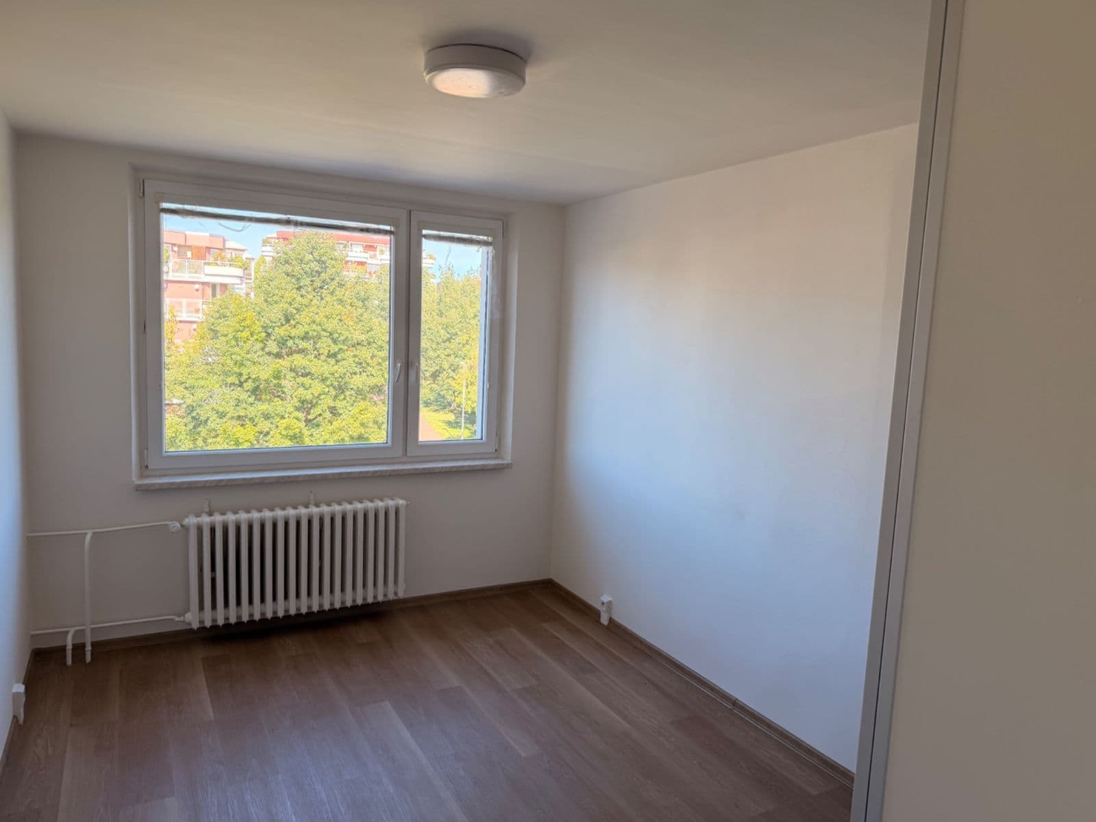 Prenájom bytu 4-izbový 100 m², Bochovská, Praha, Praha Prenájom bytu 4-izbový 100 m², Bochovská, Praha, Praha