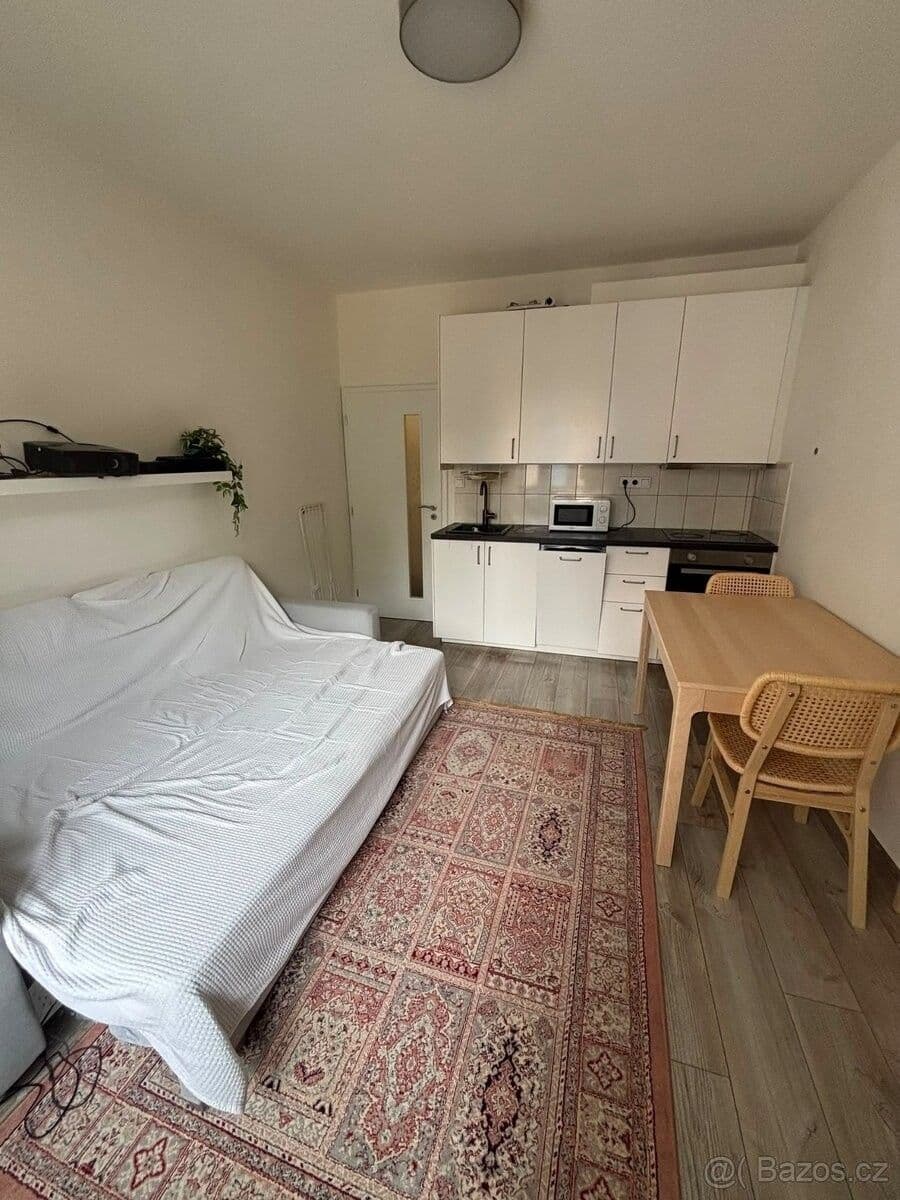 Predaj bytu 1-izbový 39 m², Vacínova, Praha, Praha Predaj bytu 1-izbový 39 m², Vacínova, Praha, Praha