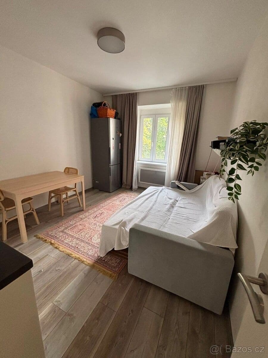 Predaj bytu 1-izbový 39 m², Vacínova, Praha, Praha Predaj bytu 1-izbový 39 m², Vacínova, Praha, Praha