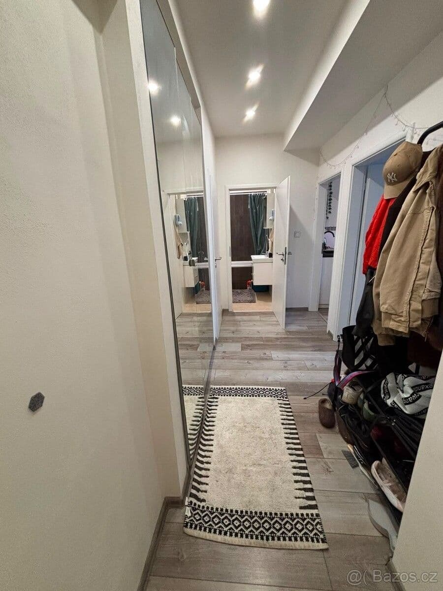 Predaj bytu 1-izbový 39 m², Vacínova, Praha, Praha Predaj bytu 1-izbový 39 m², Vacínova, Praha, Praha