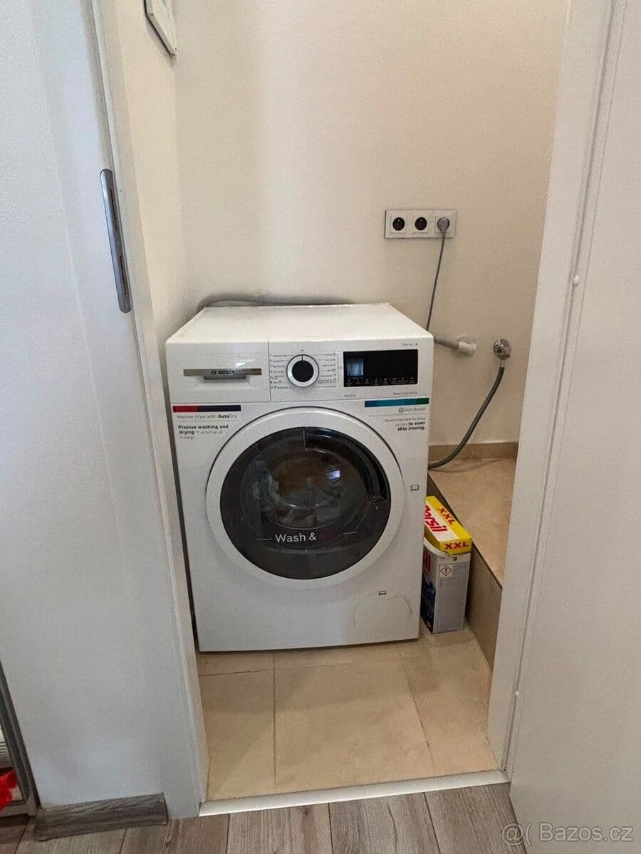 Predaj bytu 1-izbový 39 m², Vacínova, Praha, Praha Predaj bytu 1-izbový 39 m², Vacínova, Praha, Praha