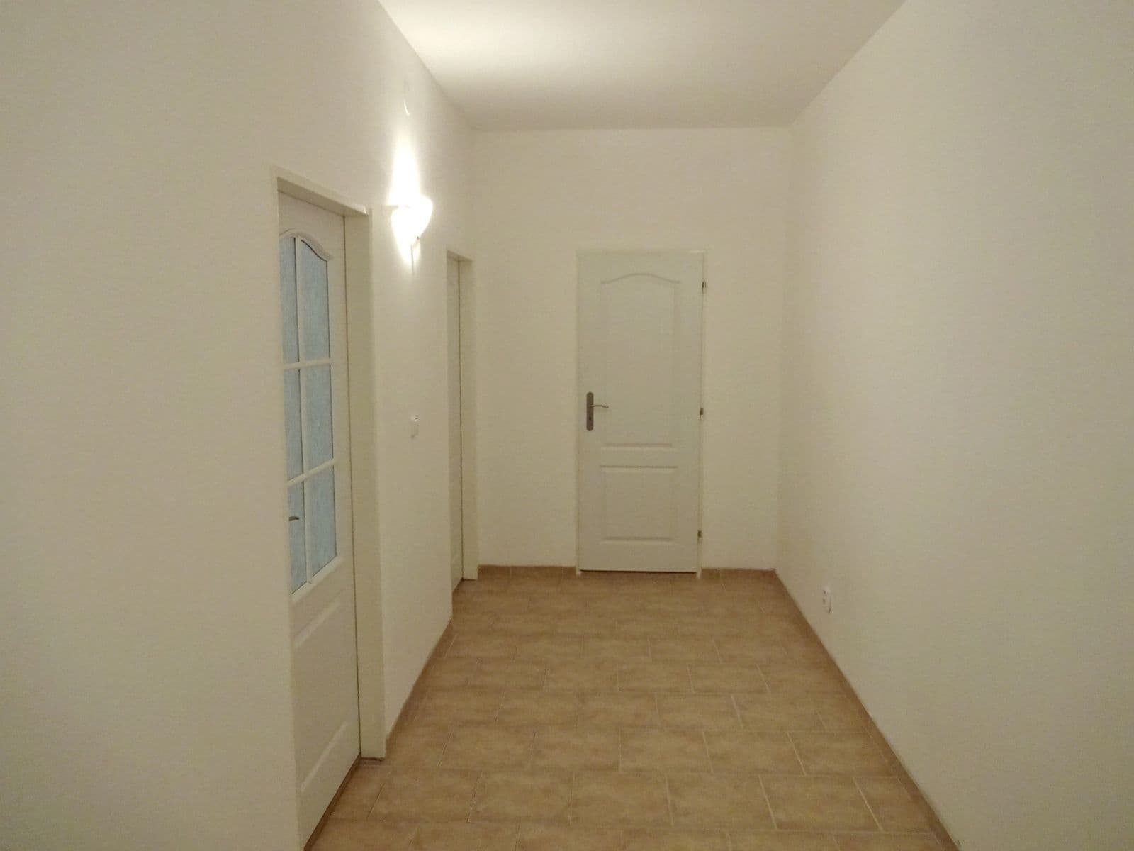 Prenájom bytu 2-izbový 58 m², Jugoslávských partyzánů, Praha, Praha Prenájom bytu 2-izbový 58 m², Jugoslávských partyzánů, Praha, Praha