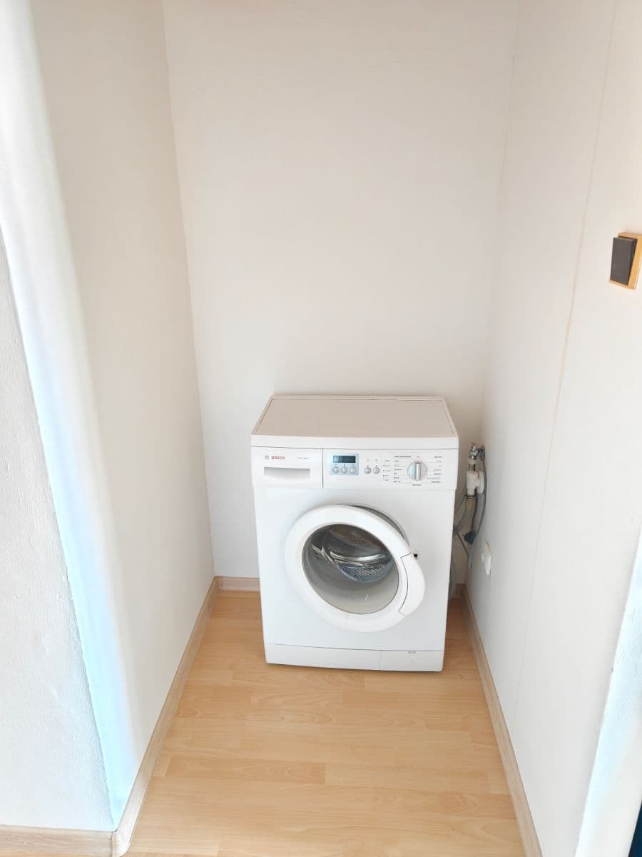 Prenájom bytu Garsoniéra 22 m², Magistrů, Praha, Praha Prenájom bytu Garsoniéra 22 m², Magistrů, Praha, Praha