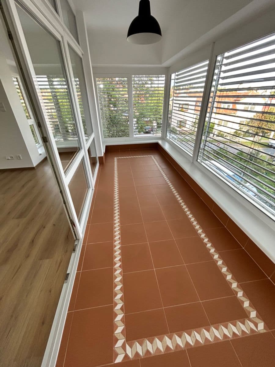 Prenájom bytu 3-izbový 88 m², Turistická, Brno, Jihomoravský kraj Prenájom bytu 3-izbový 88 m², Turistická, Brno, Jihomoravský kraj