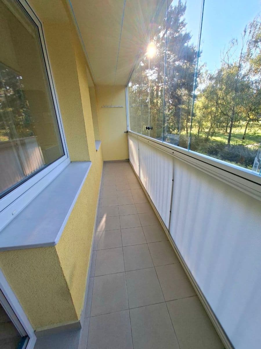 Prenájom bytu 1-izbový 31 m², Hurbanova, Praha, Praha Prenájom bytu 1-izbový 31 m², Hurbanova, Praha, Praha