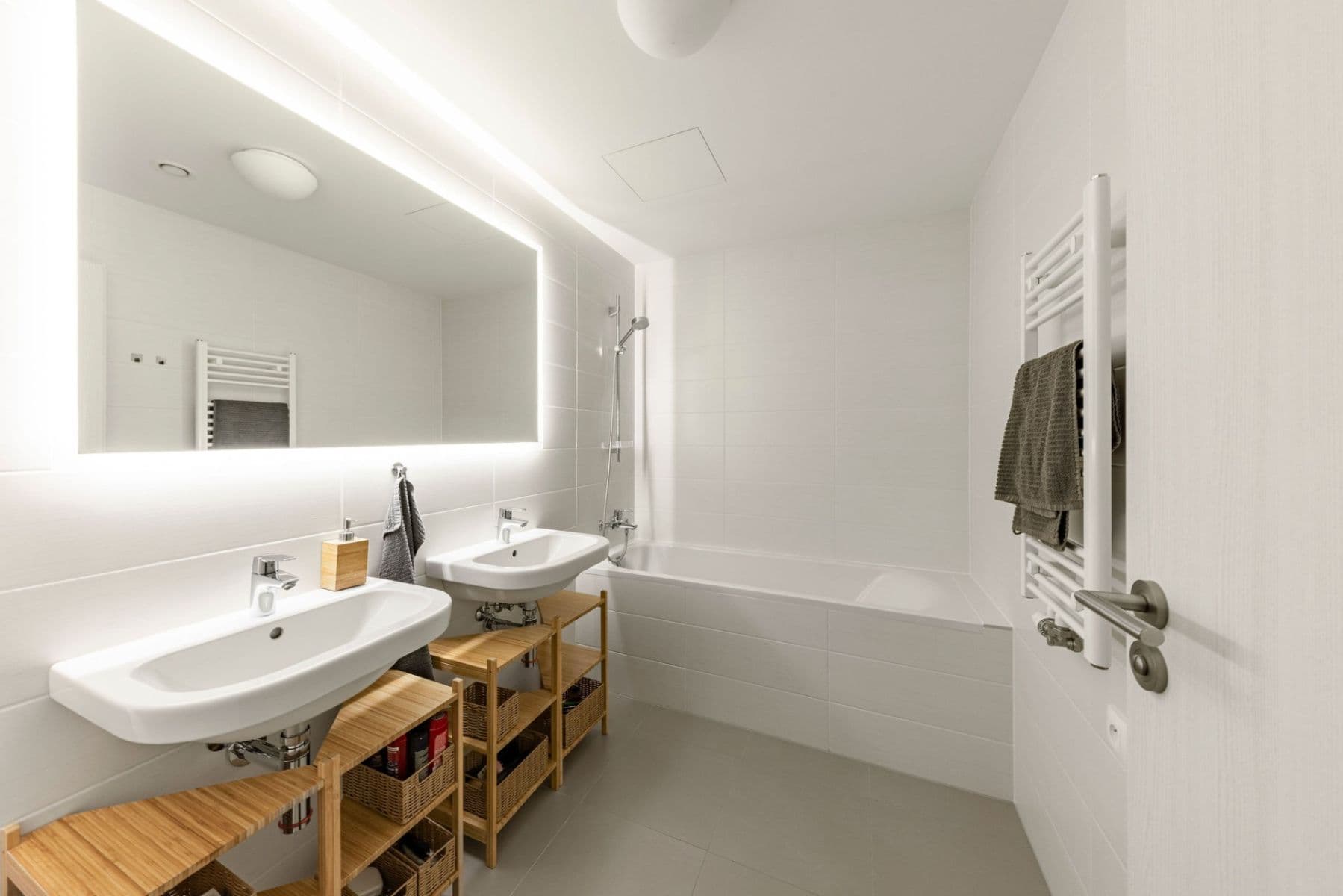 Predaj bytu 3-izbový 83 m², U Mlýnského kanálu, Praha, Praha Predaj bytu 3-izbový 83 m², U Mlýnského kanálu, Praha, Praha