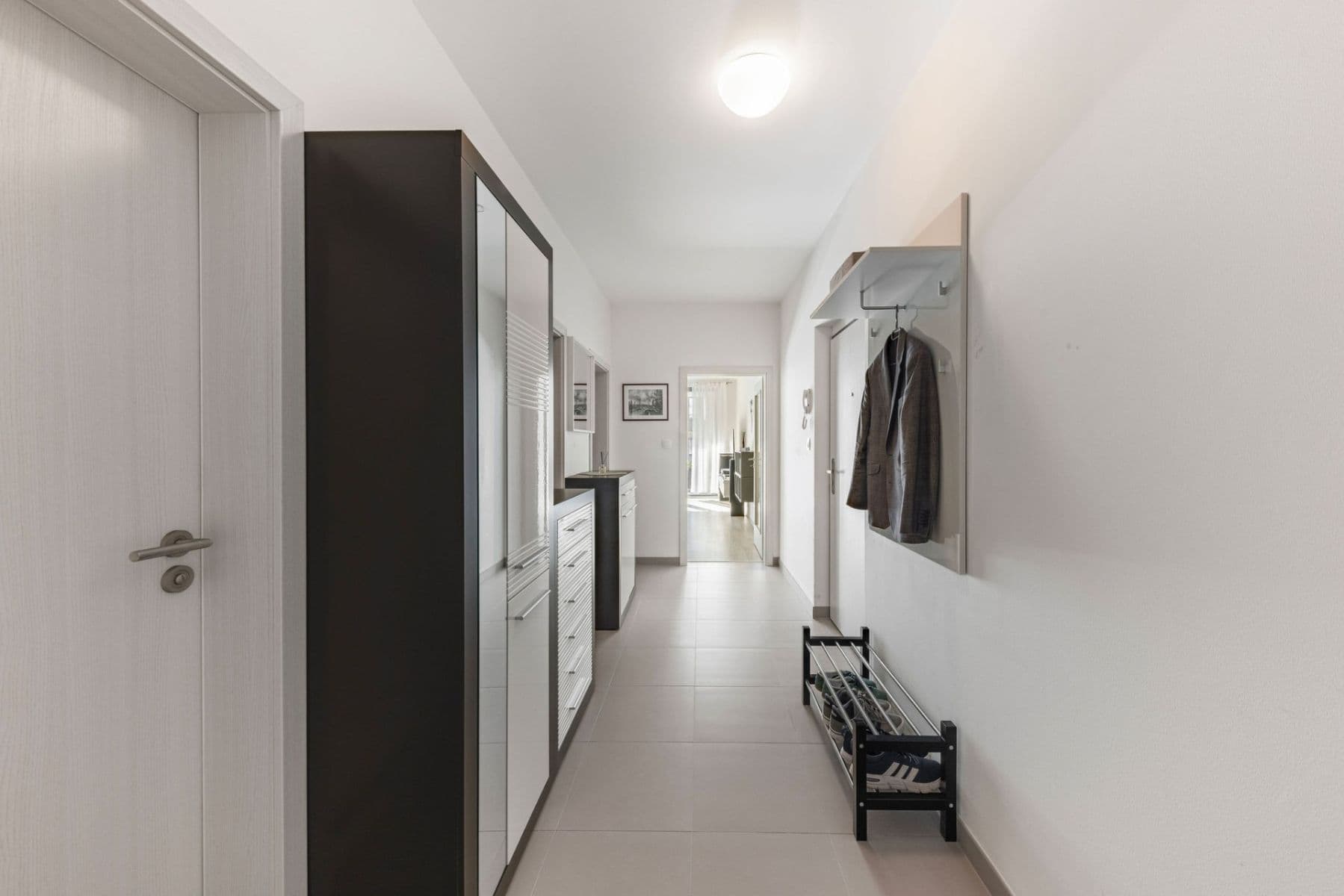 Predaj bytu 3-izbový 83 m², U Mlýnského kanálu, Praha, Praha Predaj bytu 3-izbový 83 m², U Mlýnského kanálu, Praha, Praha