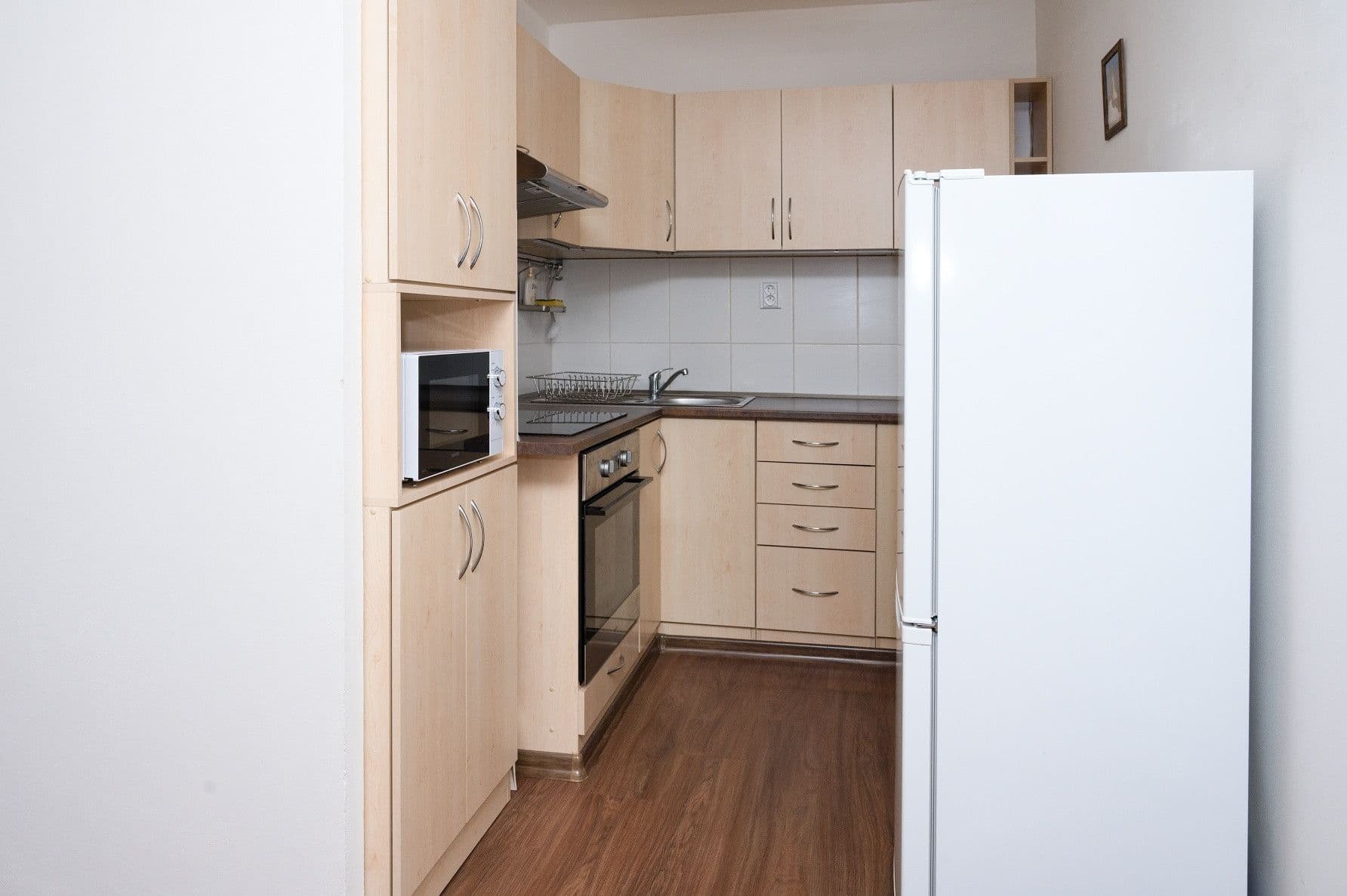 Prenájom bytu 2-izbový 43 m², Boloňská, Praha, Praha Prenájom bytu 2-izbový 43 m², Boloňská, Praha, Praha