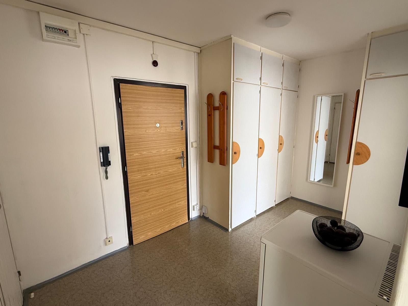 Prenájom bytu 2-izbový 39 m², Bryksova, Praha, Praha Prenájom bytu 2-izbový 39 m², Bryksova, Praha, Praha