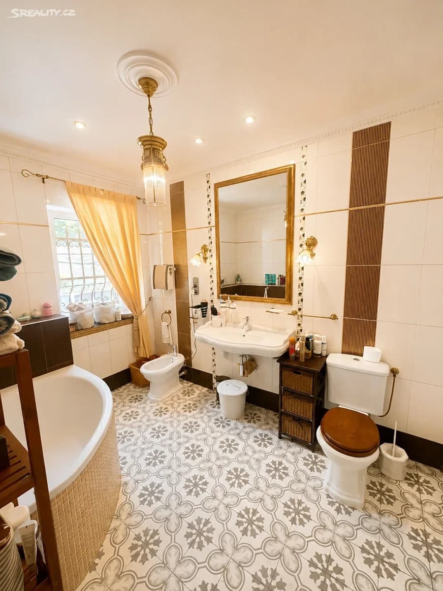 Predaj domu 420 m², pozemok 532 m², Fibichova, Jáchymov, Karlovarský kraj Predaj domu 420 m², pozemok 532 m², Fibichova, Jáchymov, Karlovarský kraj