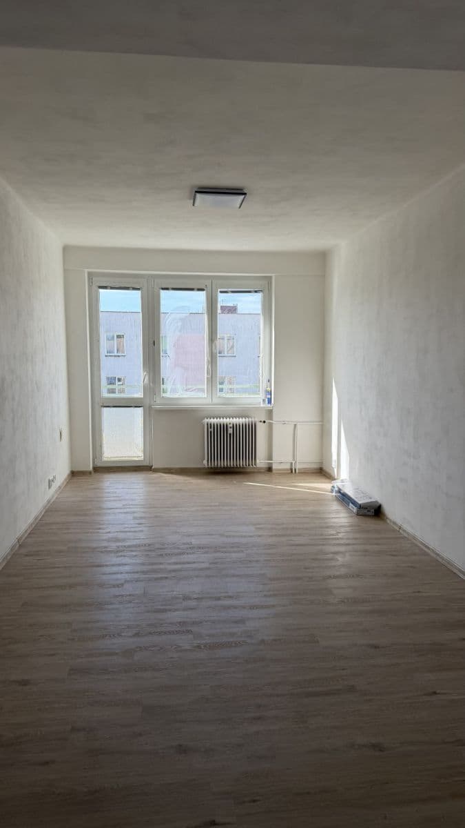 Prenájom bytu 2-izbový 53 m², Blatenská, Plzeň, Plzeňský kraj Prenájom bytu 2-izbový 53 m², Blatenská, Plzeň, Plzeňský kraj