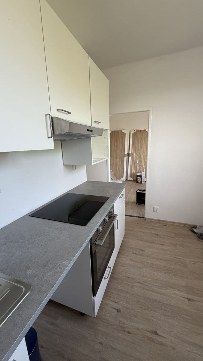 Prenájom bytu 2-izbový 53 m², Blatenská, Plzeň, Plzeňský kraj Prenájom bytu 2-izbový 53 m², Blatenská, Plzeň, Plzeňský kraj