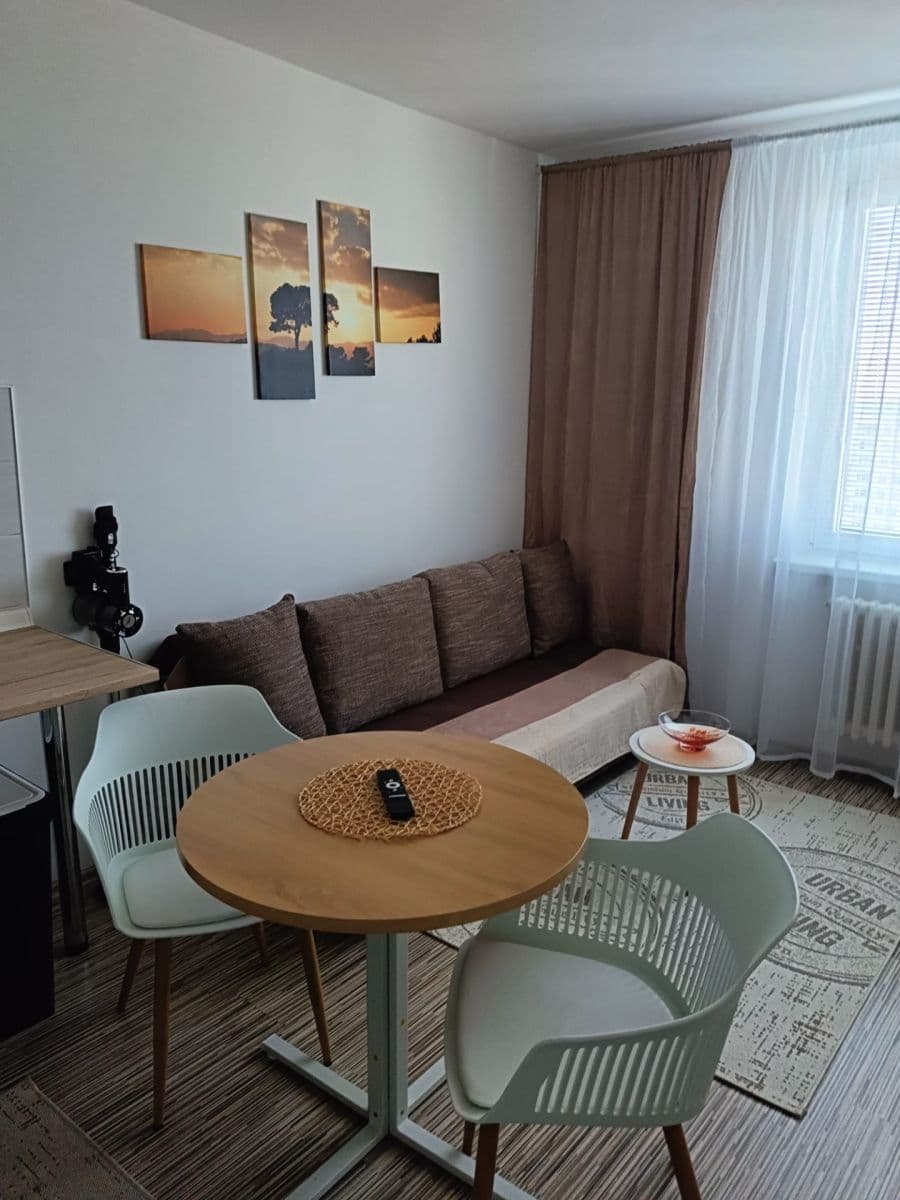 Prenájom bytu 2-izbový 44 m², Bednaříkova, Brno, Jihomoravský kraj Prenájom bytu 2-izbový 44 m², Bednaříkova, Brno, Jihomoravský kraj