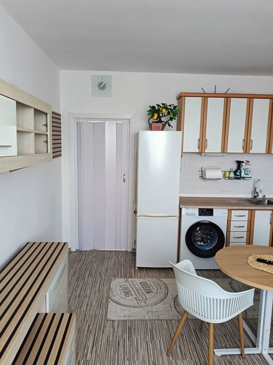 Prenájom bytu 2-izbový 44 m², Bednaříkova, Brno, Jihomoravský kraj Prenájom bytu 2-izbový 44 m², Bednaříkova, Brno, Jihomoravský kraj