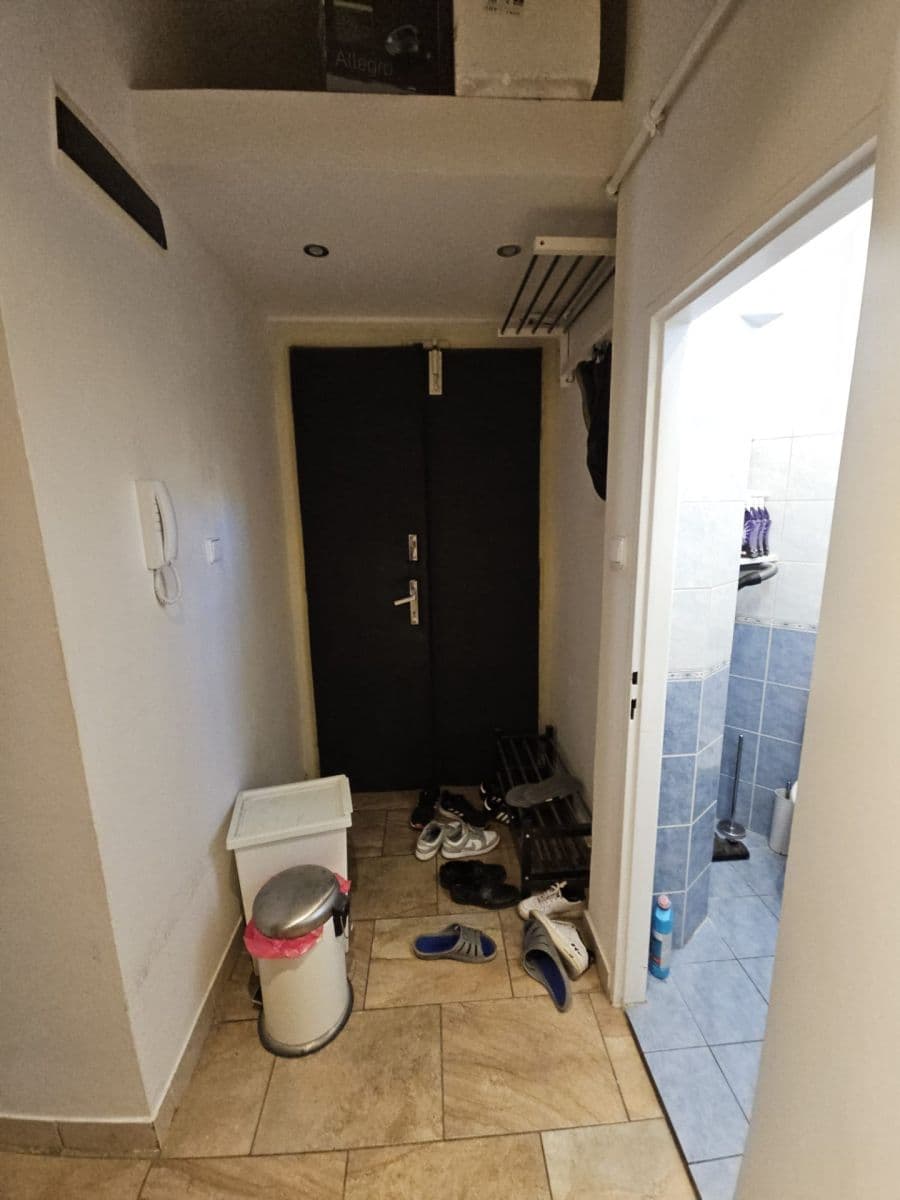 Prenájom bytu 2-izbový 54 m², Moskevská, Praha, Praha Prenájom bytu 2-izbový 54 m², Moskevská, Praha, Praha