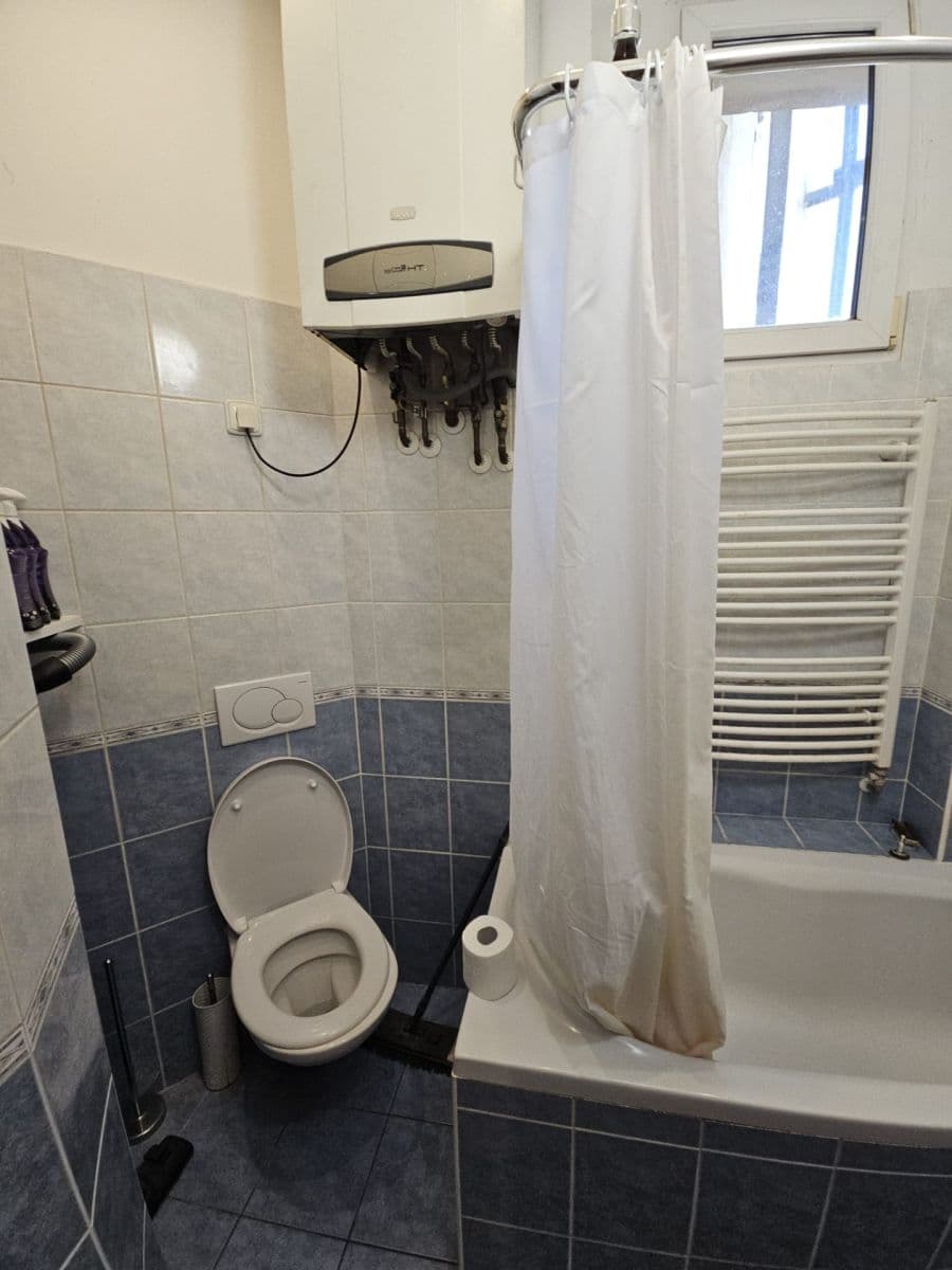 Prenájom bytu 2-izbový 54 m², Moskevská, Praha, Praha Prenájom bytu 2-izbový 54 m², Moskevská, Praha, Praha