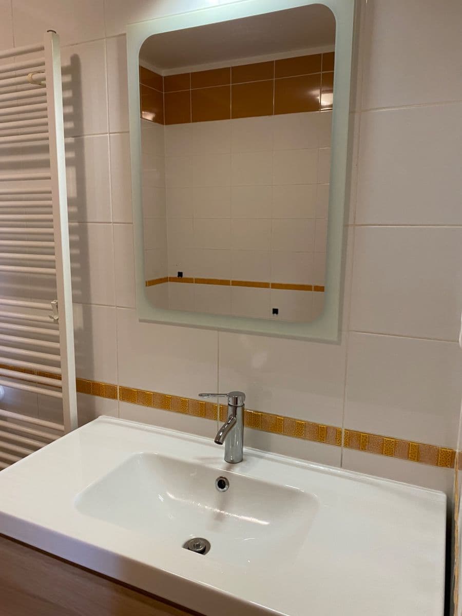 Prenájom bytu 2-izbový 59 m², Žampiónová, Praha, Praha Prenájom bytu 2-izbový 59 m², Žampiónová, Praha, Praha