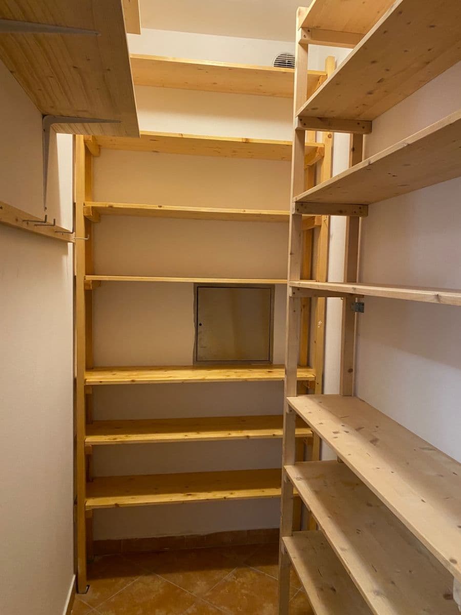 Prenájom bytu 2-izbový 59 m², Žampiónová, Praha, Praha Prenájom bytu 2-izbový 59 m², Žampiónová, Praha, Praha